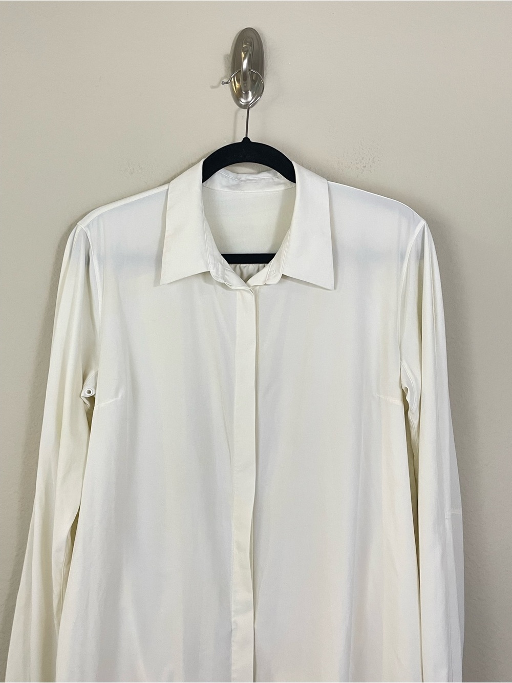 Lululemon‎ Ivory Lululemon In the Moment Tunic Shirt Size 10 - Picture 6 of 16